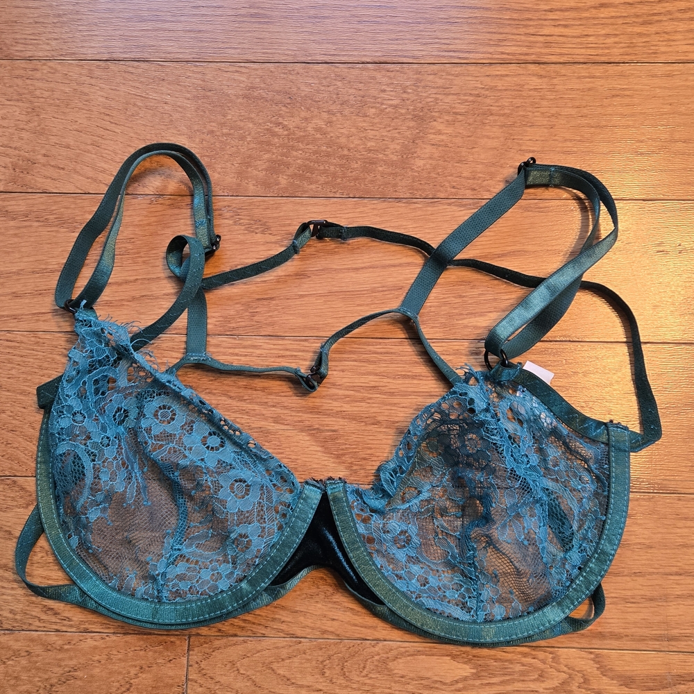 SHEIN Teal Lace Bra